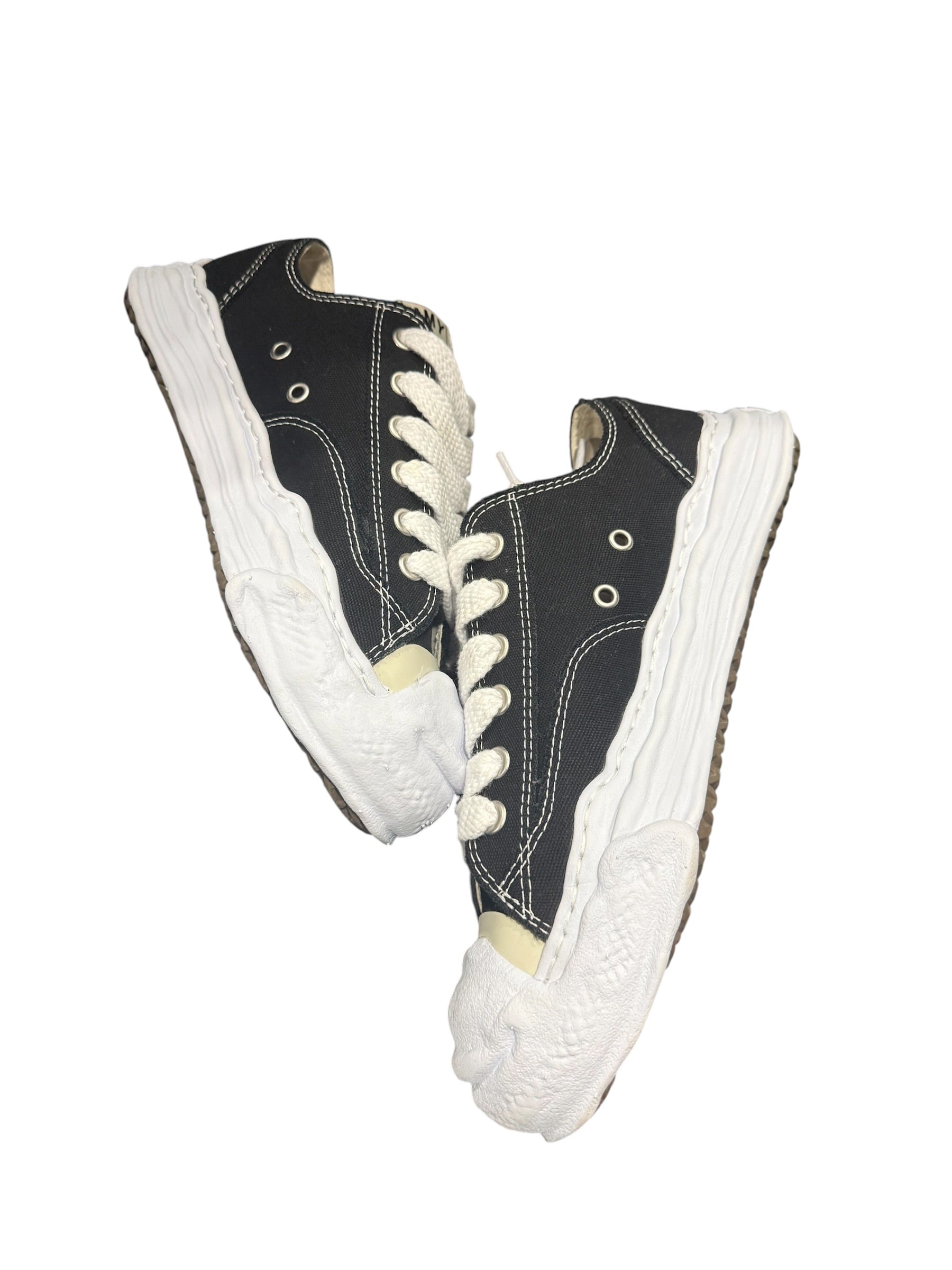 Maison Mihara Yasuhiro Hank OG Sole Canvas Low Black